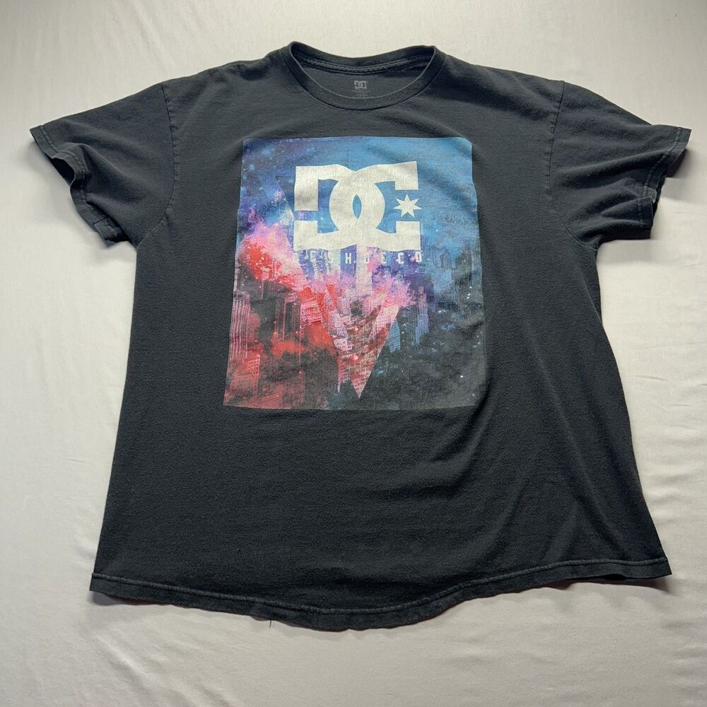 DC Shoes City Skyline Tshirt Mens XL Black Shirt Graphic Print